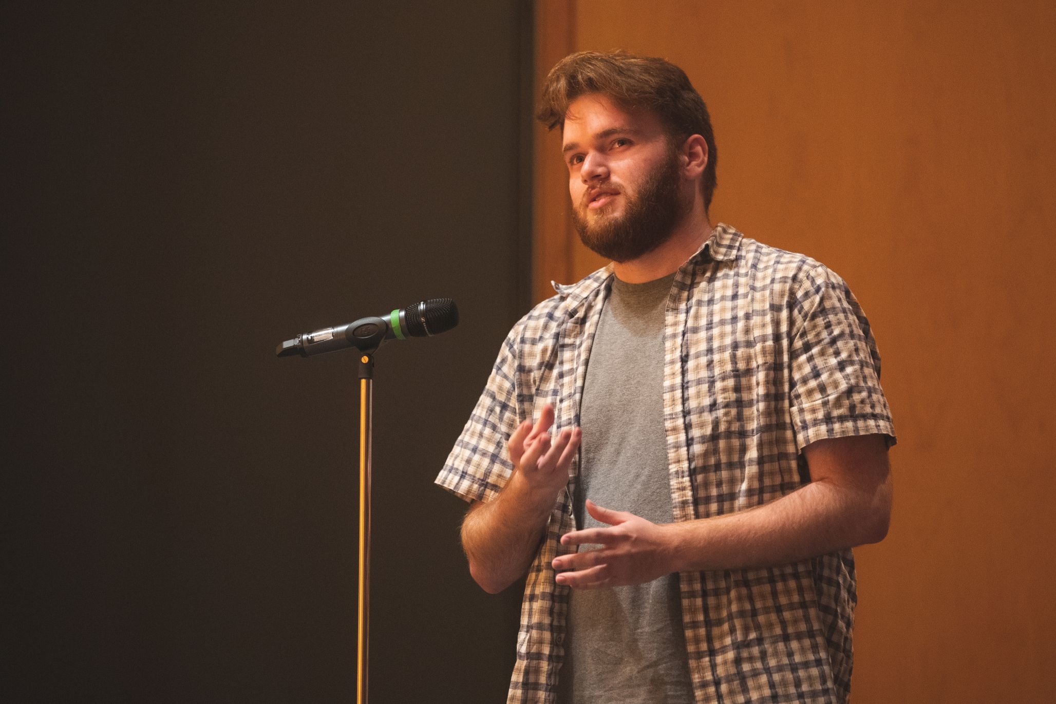 A University of West Florida student asks a question at a 2022 Constitution Day event
